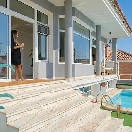 Relax By Your Private Pool Wifi And Canary Views