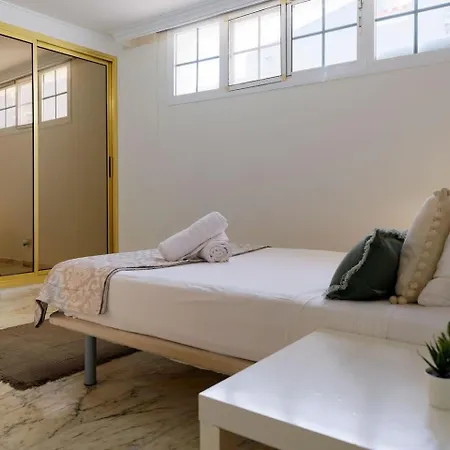 Relax By Your Private Pool Wifi And Canary Views